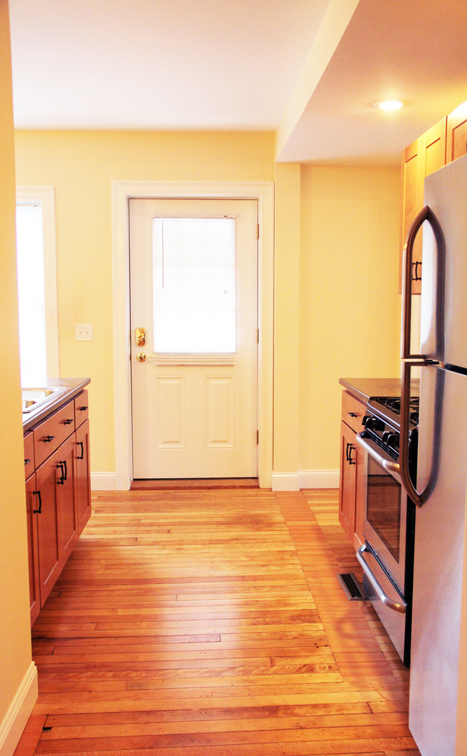 Burlington Apartment: 40 Blodgett St