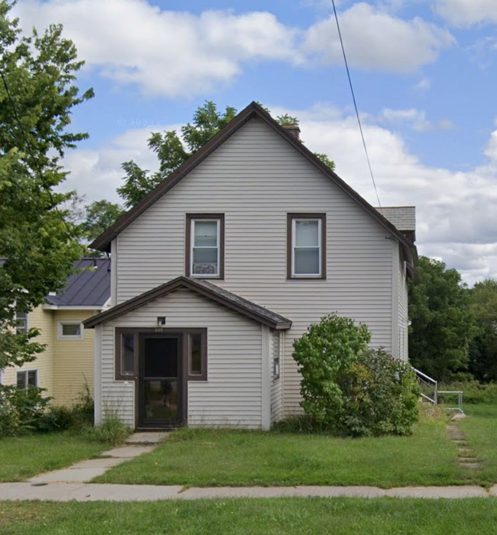 202 East Ave Apt 2, Burlington, VT 05401