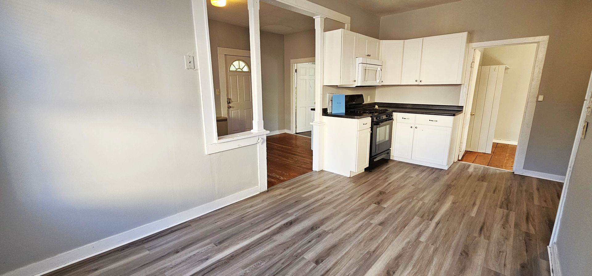 Burlington Apartment: 79 Chase St