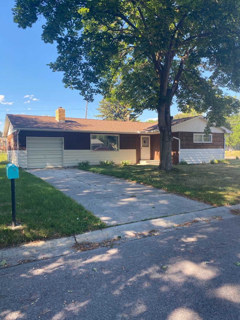 Missoula House: 2608 Cardinal