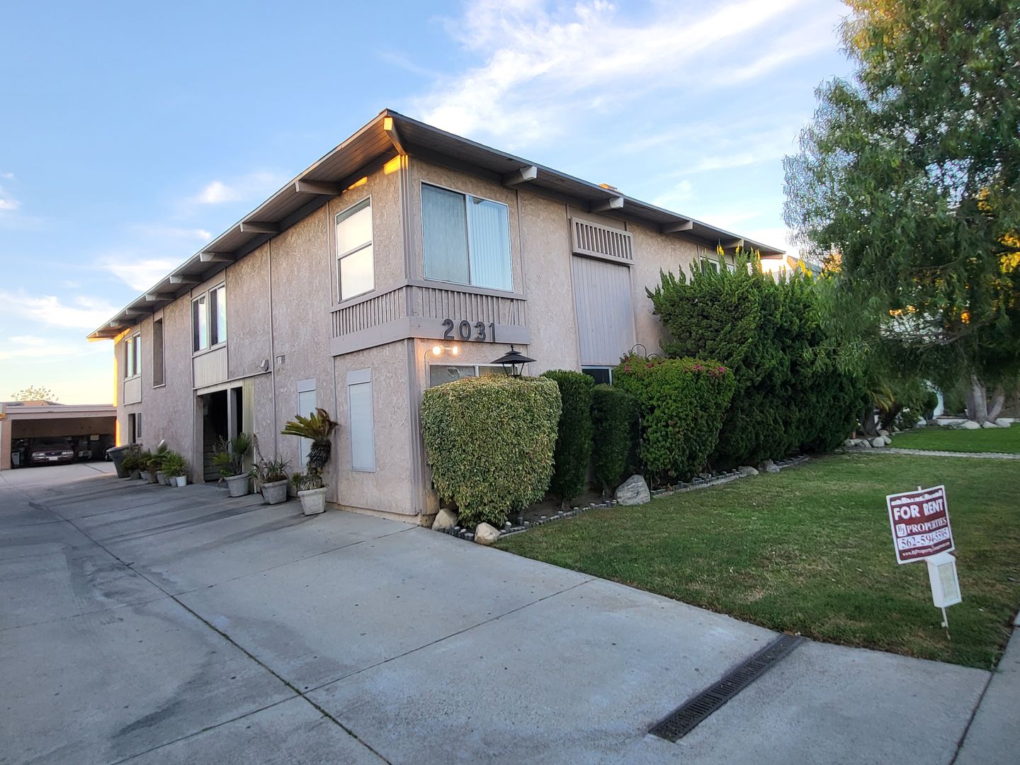 Gardena Apartment: 2031 W. 157th. St.