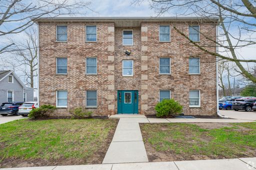2 Bed Apartment Southside of Purdue Campus! – photo 1