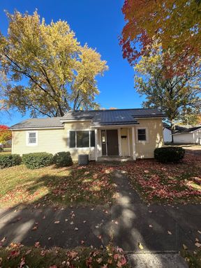 Updated 3 Bedroom House!
