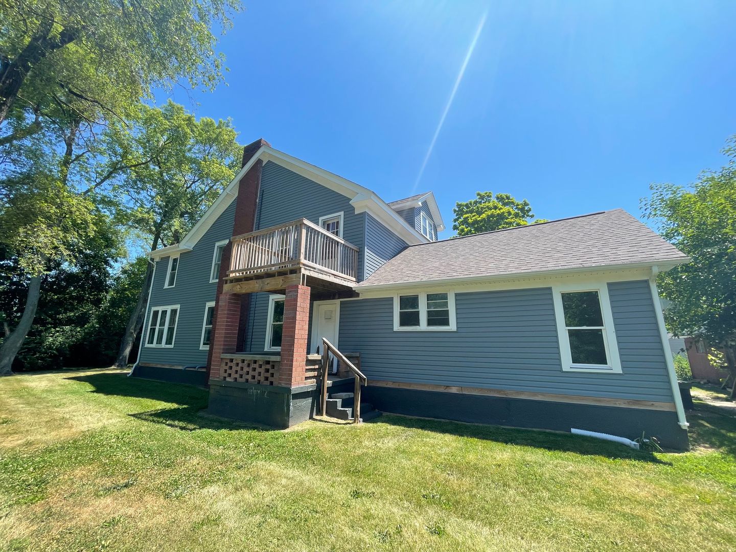 Lafayette Apartment: 52 Owen Street