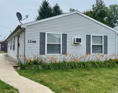 2 Bed 1 Bath Rental at 1246 S Cooper Street - Unit 1/2, Kokomo, IN – photo 1