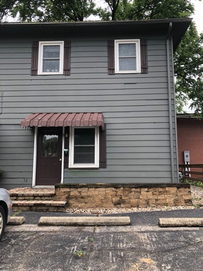 1 Bed 1 Bath Rental at 933 Robinson St Unit 1, West Lafayette, IN – photo 1