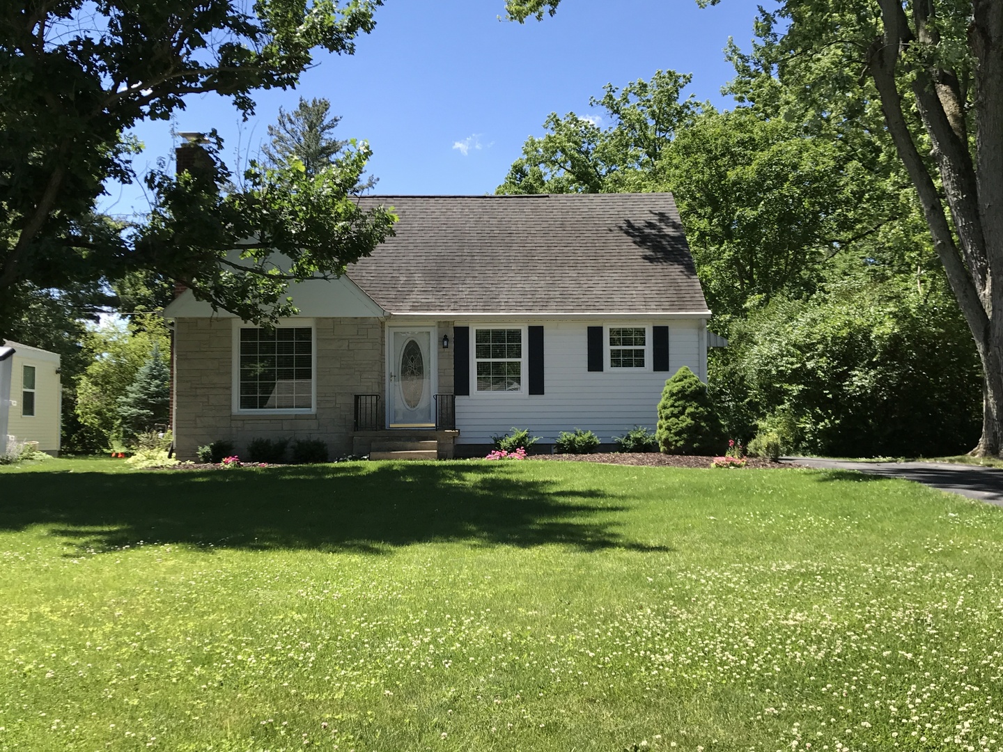 West Lafayette House: 1005 Lindberg Road