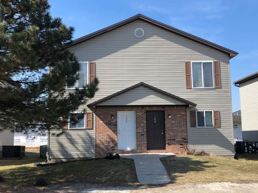 2 Bed 1.5 Bath Rental at 108 Deer Run Circle, Covington, IN – photo 1