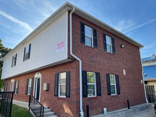 4 Bed 4.5 Bath Rental at 24 N Salisbury - Unit 1, West Lafayette, IN – photo 1