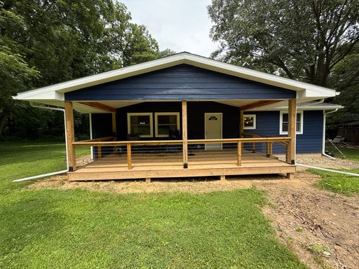Beautiful 2 Bedroom in Secluded Area