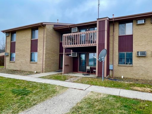 2 Bed 1 Bath Rental at 312 S Dana Street - Unit 201, Boswell, IN – photo 1