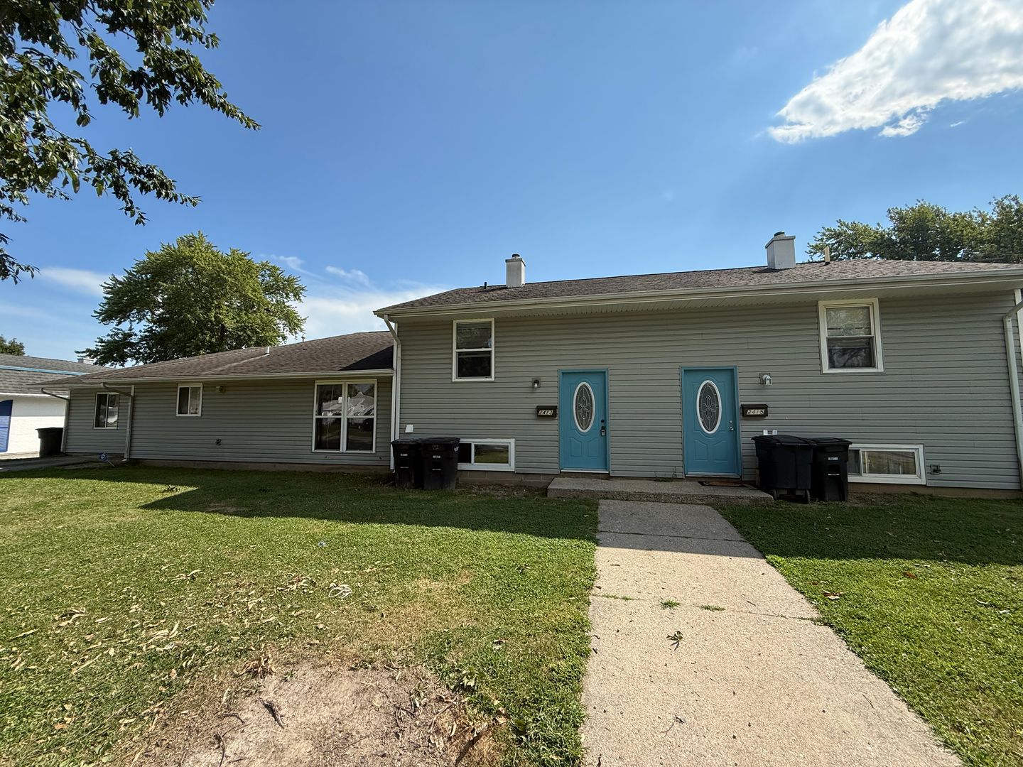 Lafayette Apartment: 2411 S 18th Street