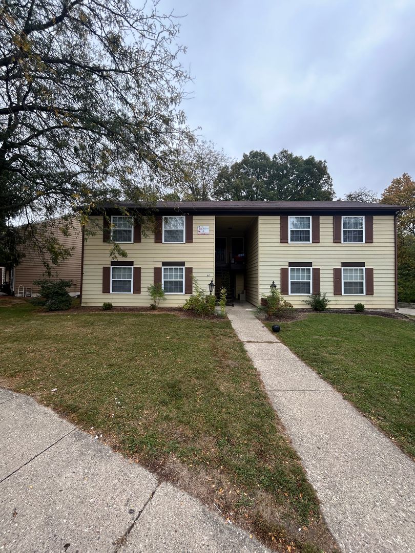 Lafayette Apartment: 60 Ironwood Court