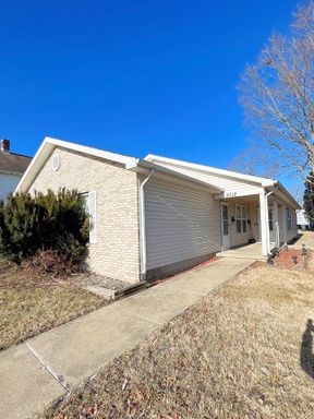 2 Bed, 2 Bath Unit! – photo 1