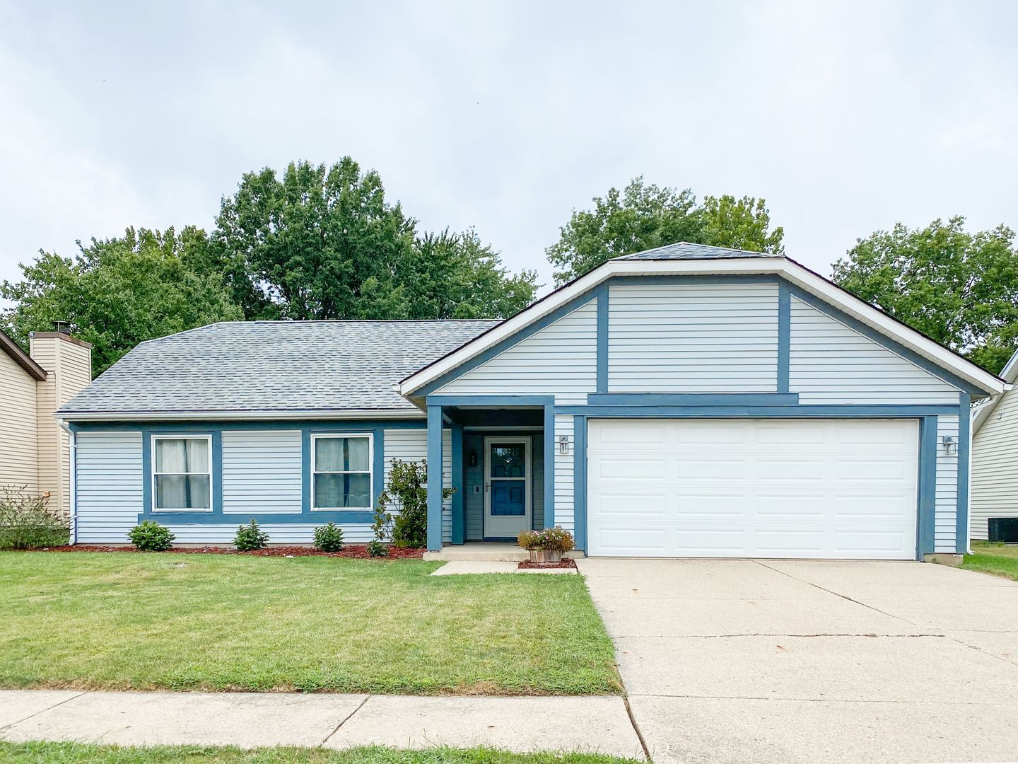 Lafayette House: 3124 Portsmouth Drive W