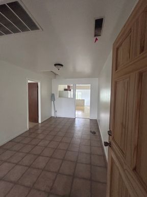 1 Bed 1 Bath Rental at 1625 Spear Street - 1625 1/2 Spear Street, Logansport, IN – photo 1