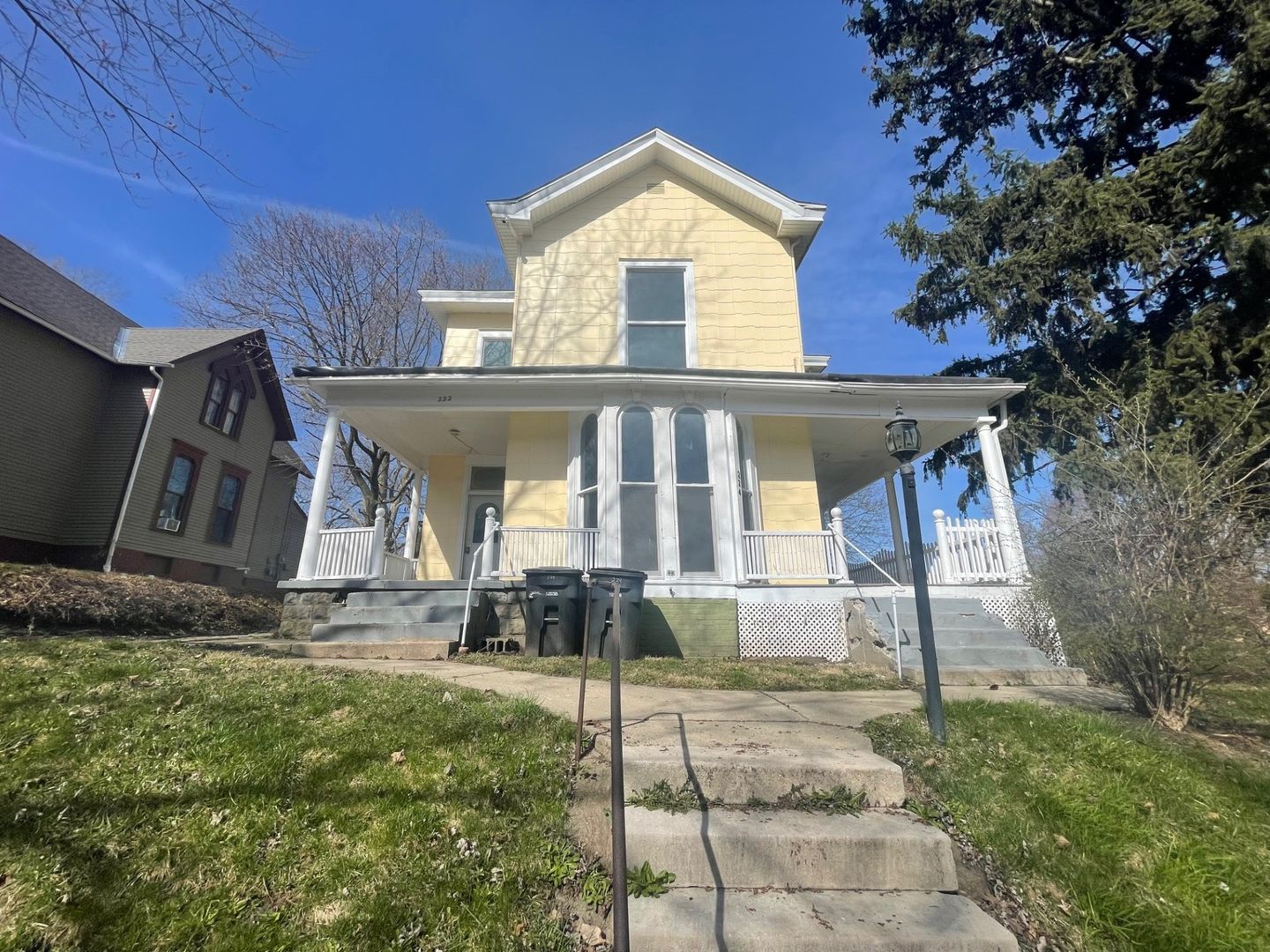 Lafayette Apartment: 224 Tinkler Street