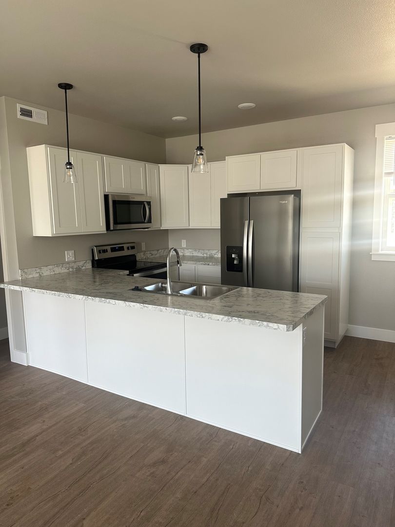 Billings Apartment: 6011 Elysian Road