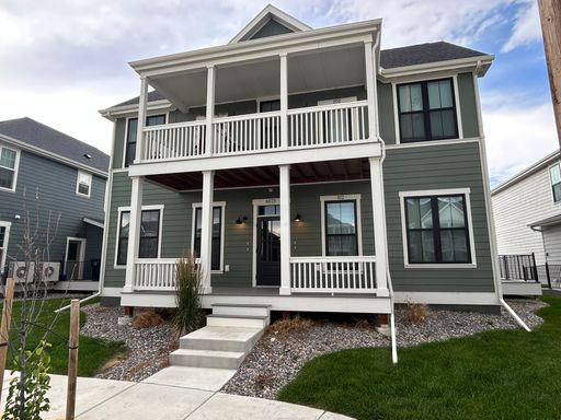 2 Bed / 2 Bath Modern Apartment on Billings West End – photo 1