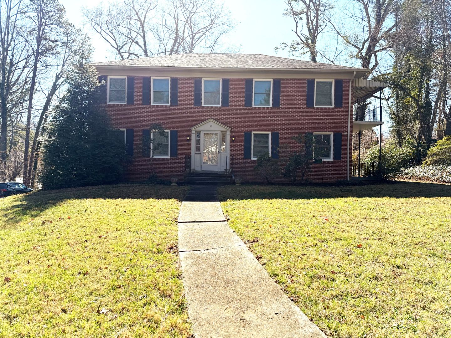 Asheville Apartment: 27 Shorewood Drive