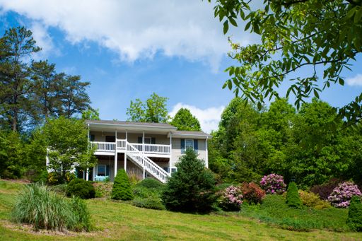 West Asheville - Large Well Kept 3/3 Home – photo 1