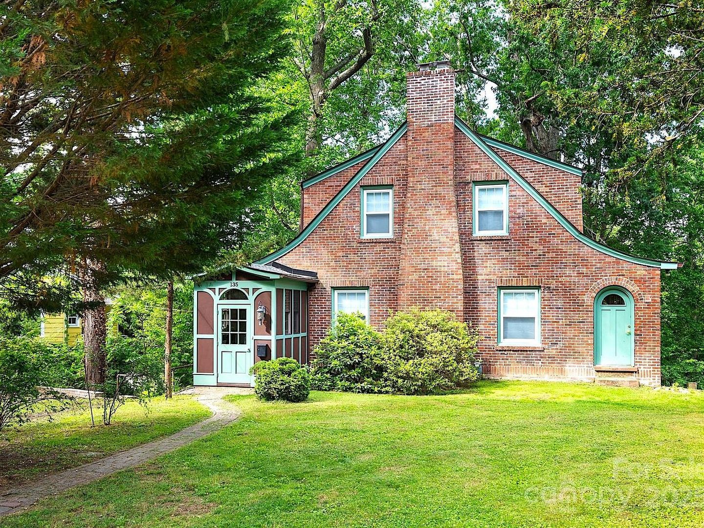 Asheville House: 135 Tacoma Circle