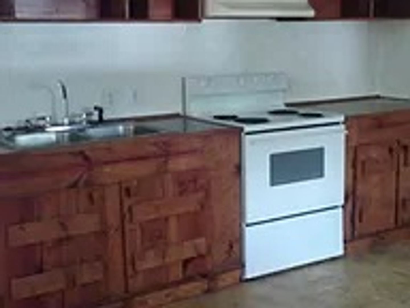 Umatilla House: 20909 157th Avenue