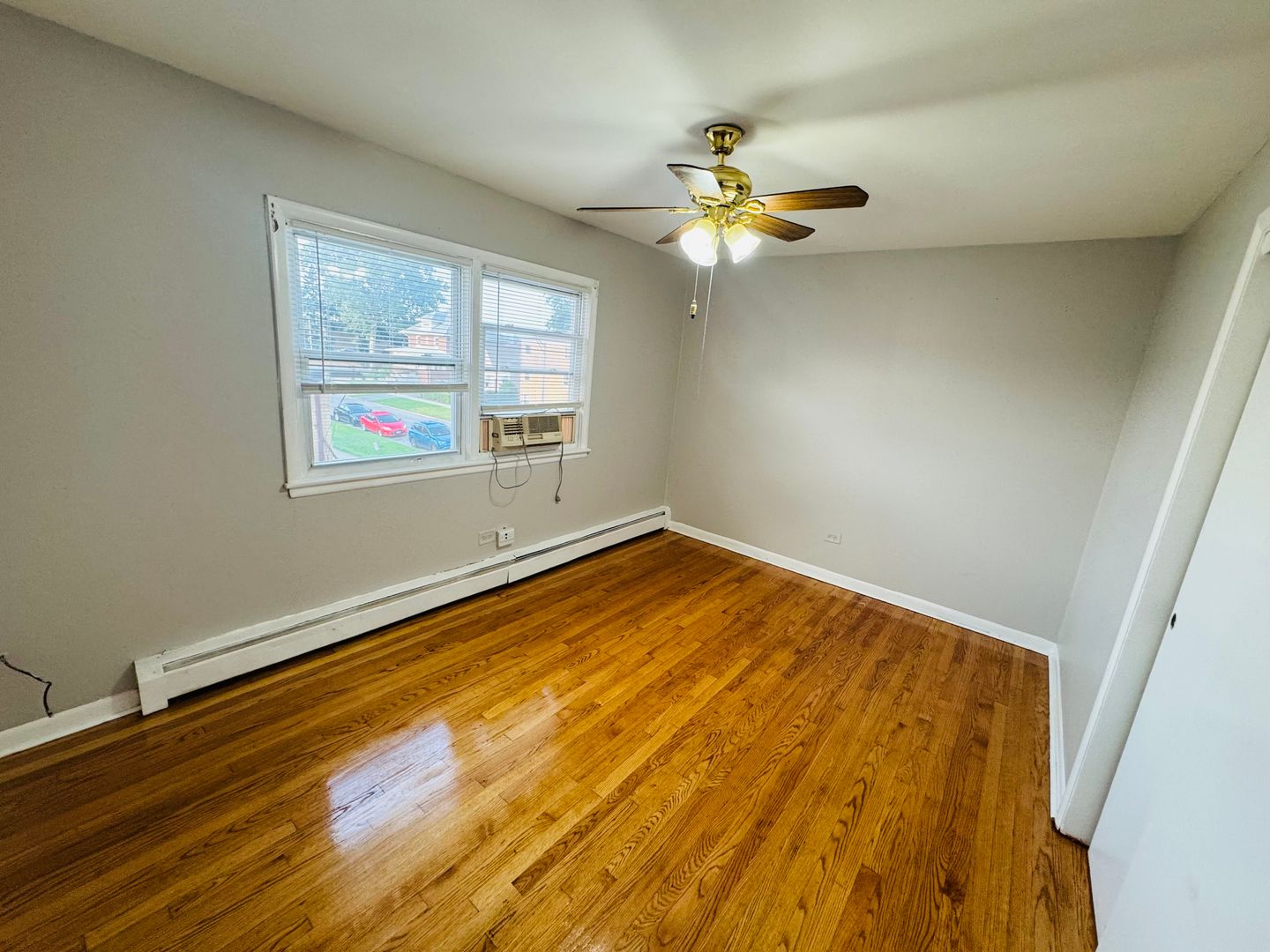 Melrose Park Apartment: 2034-2054 N 18 Ave