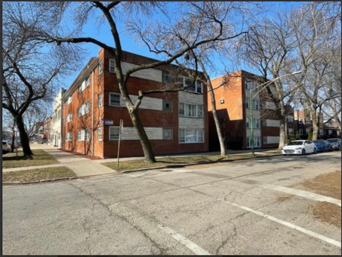Chicago Apartment: 2402 N New England Ave