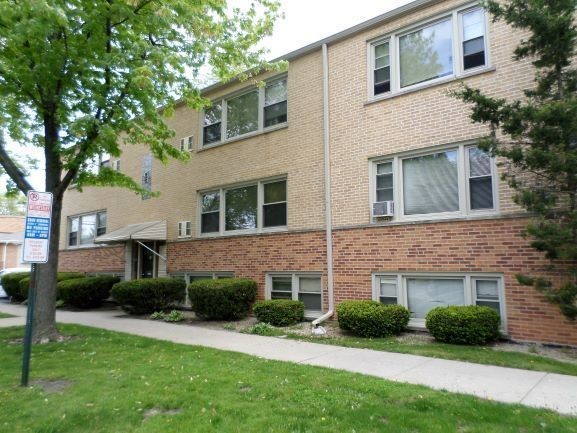 Franklin Park Apartment: 3001-07 Emerson St