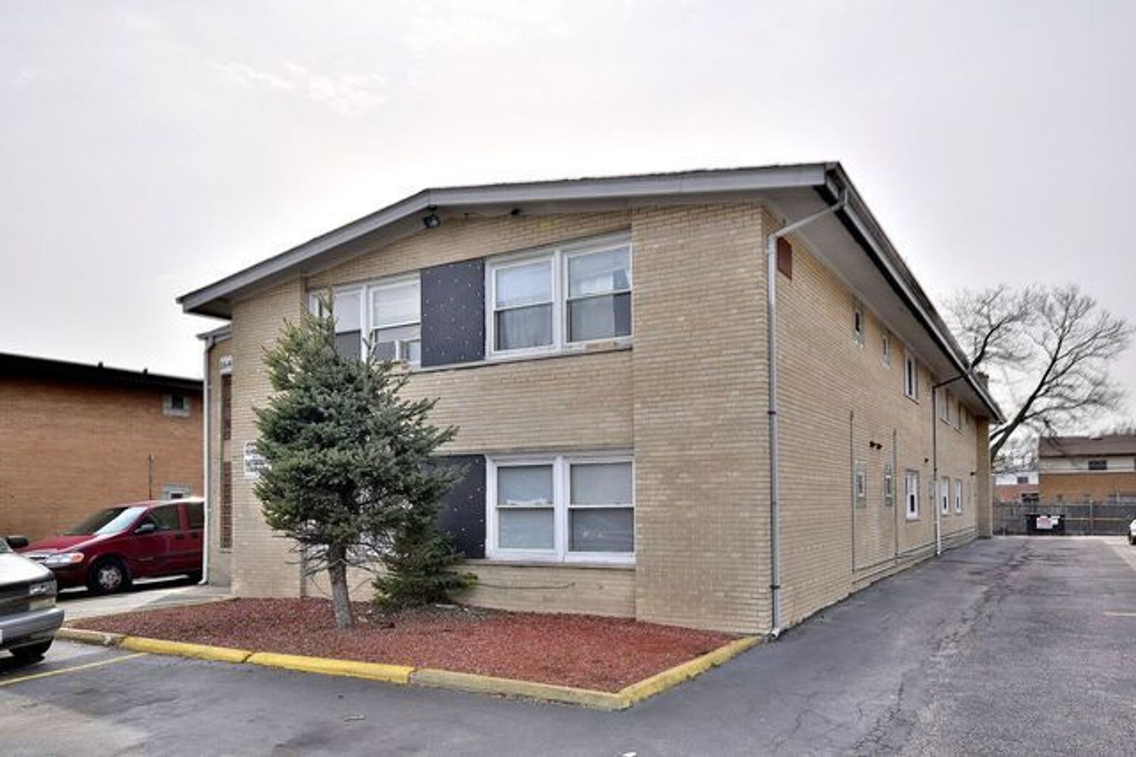 Melrose Park Apartment: 1640 N 1st Ave