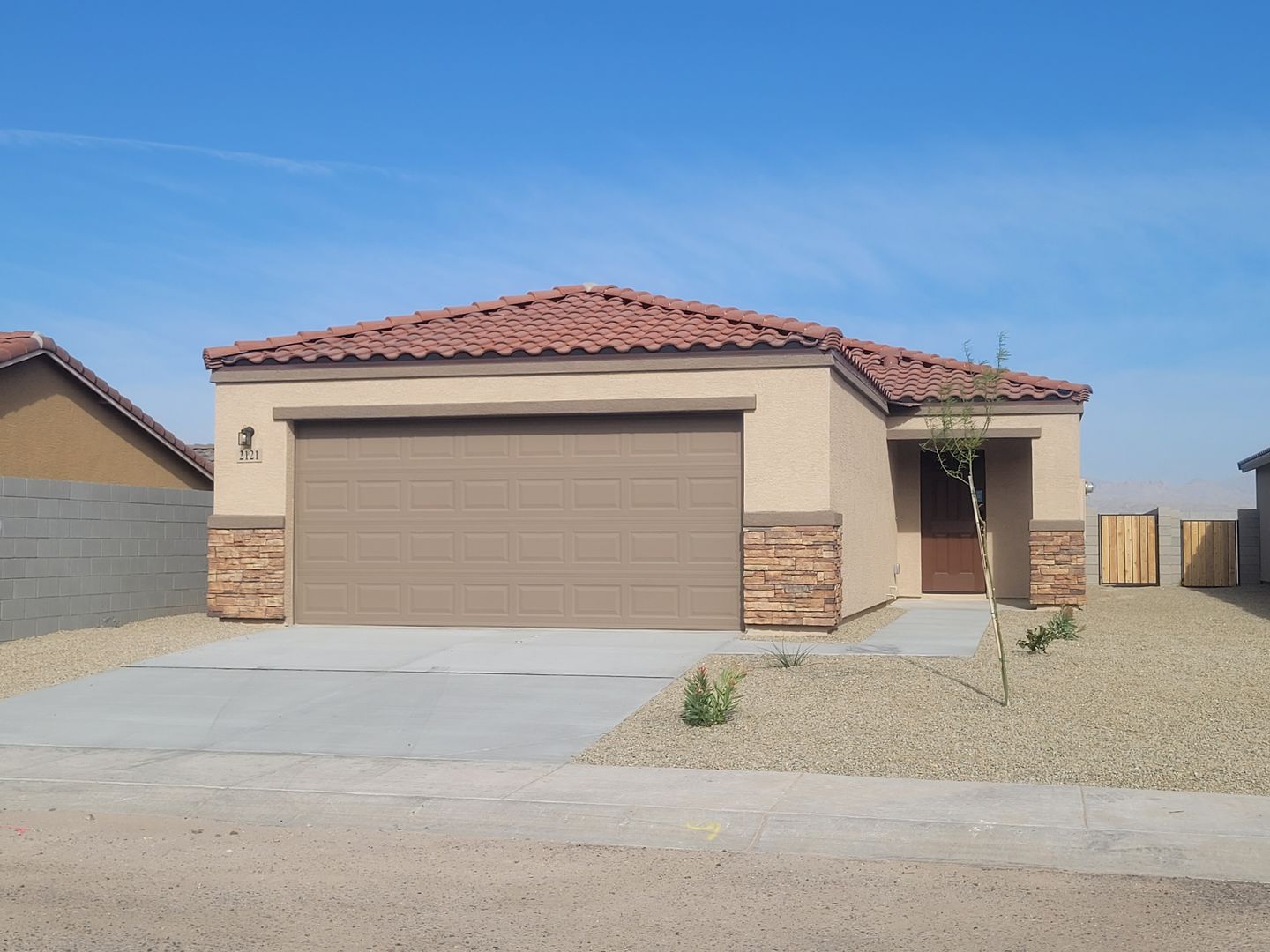 Bullhead City House: 2121 Pesuna Dr.