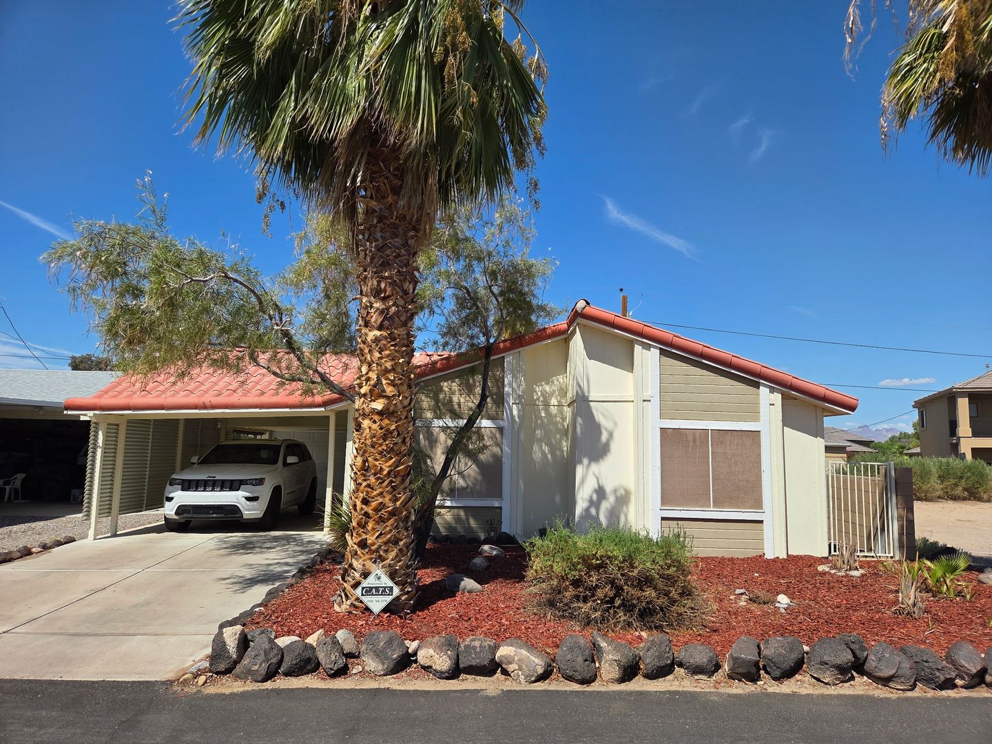 Bullhead City House: 2140 Whitewater Dr.