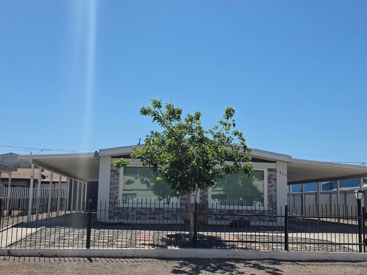 Bullhead City House: 1204 Church St.