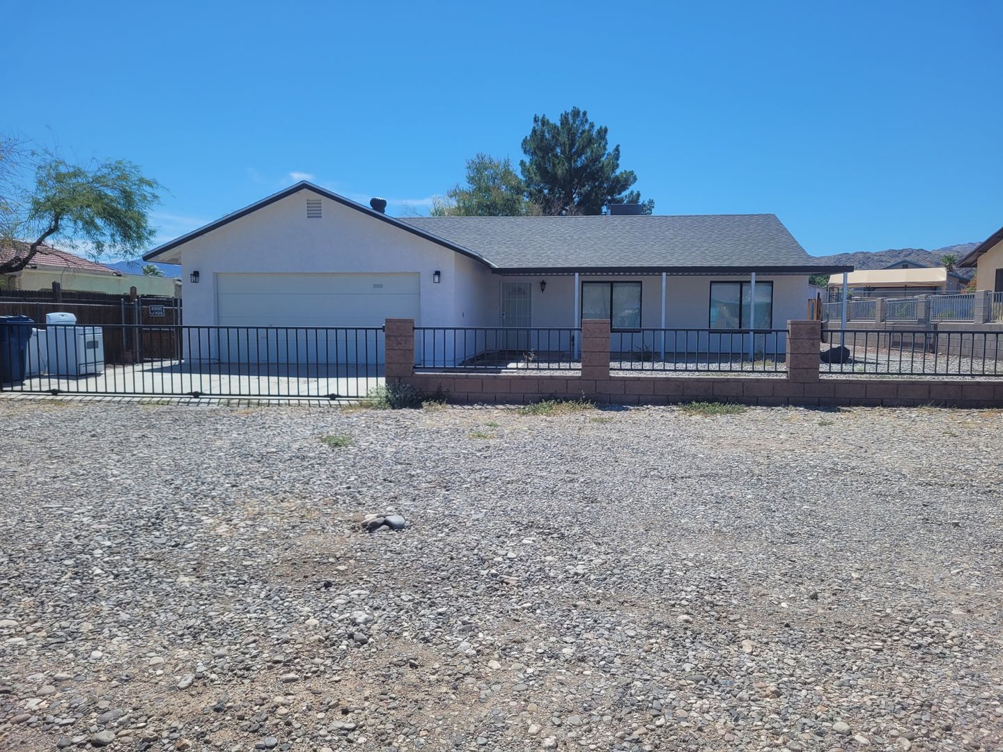Bullhead City House: 1529 Taylor Rd.