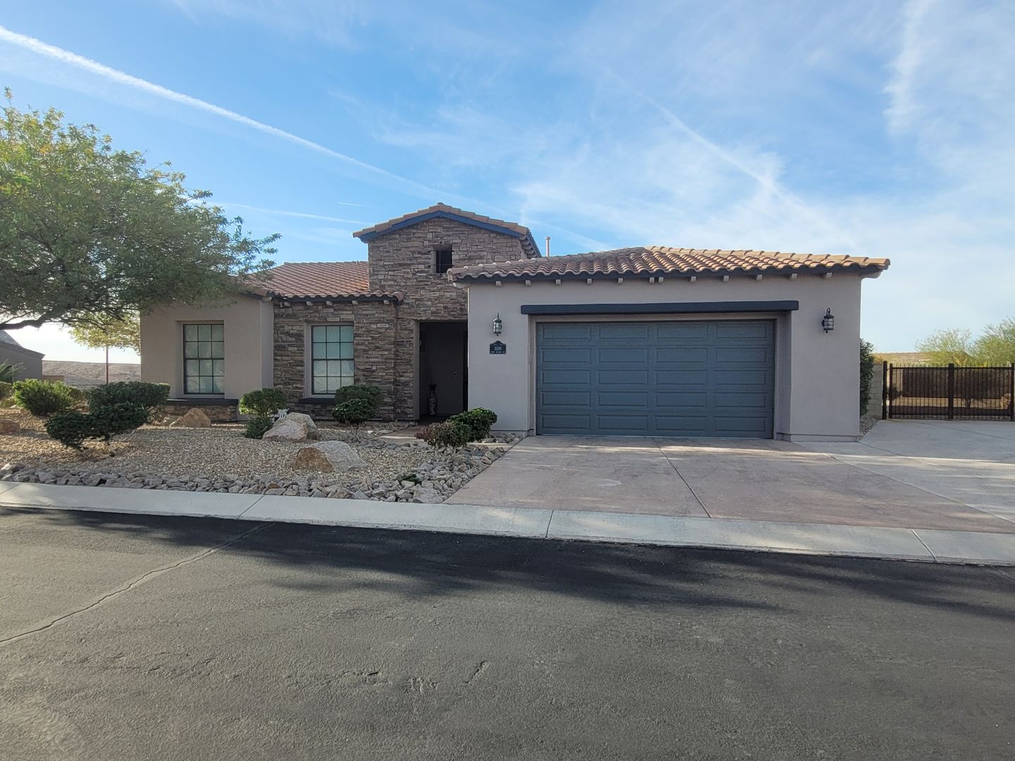 Bullhead City House: 3130 Fort Mojave Dr.