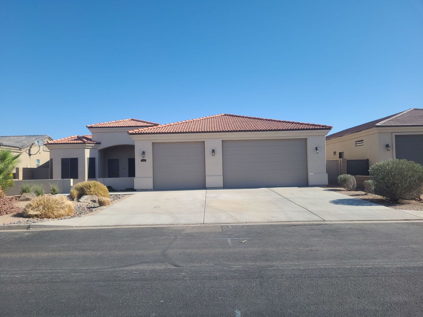 Mohave Valley House: 1923 E Winter Haven Dr.
