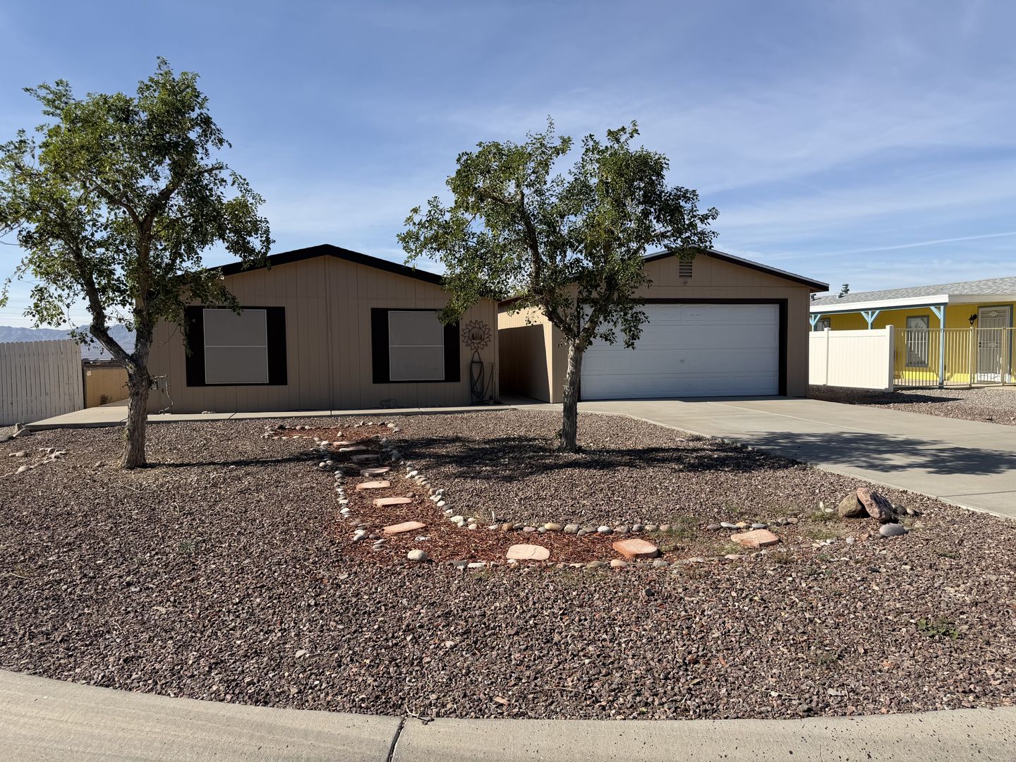 Fort Mohave House: 4479 S Lynda Circle