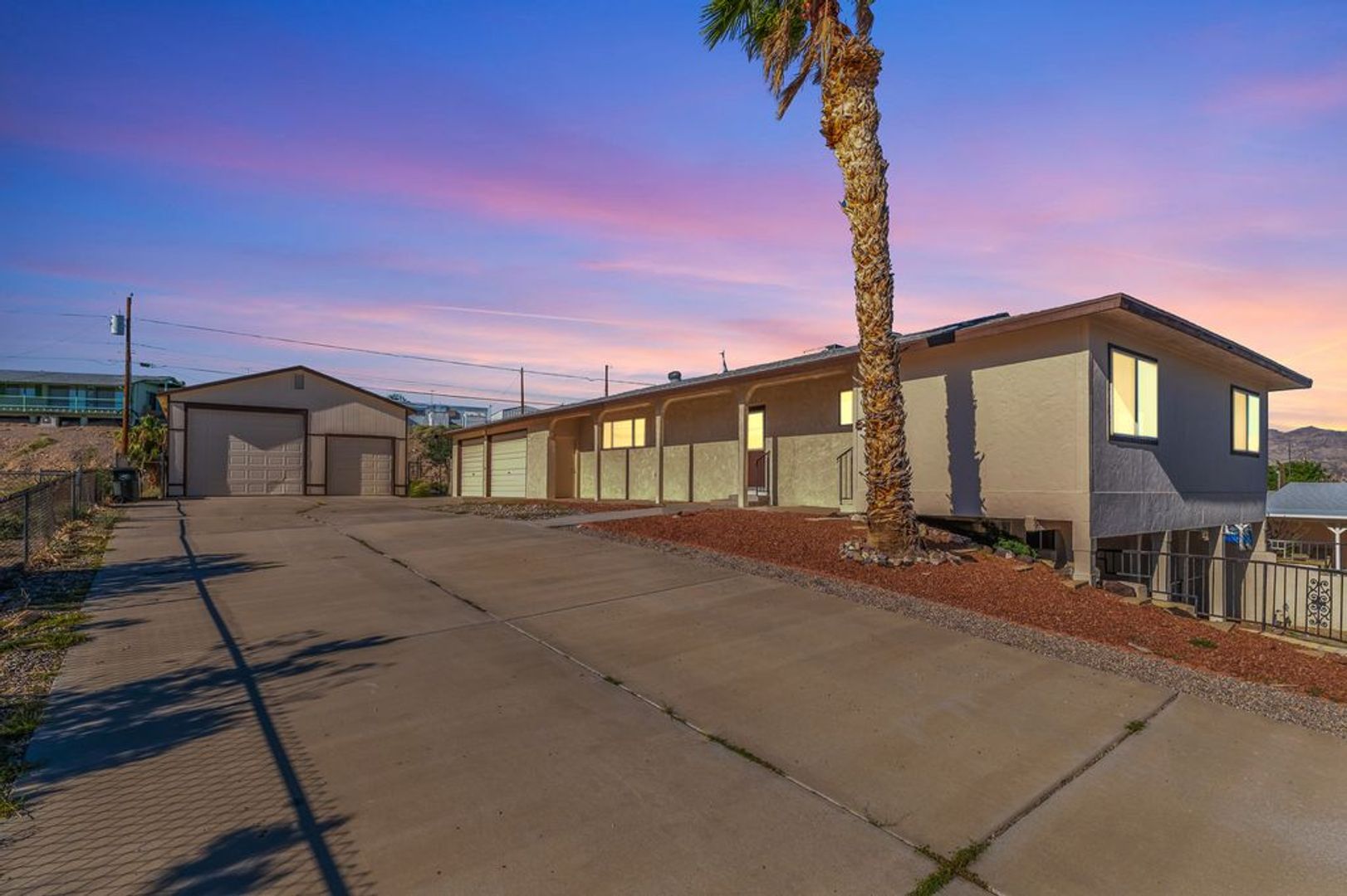 Bullhead City House: 1453 Luna Ln. Unit A
