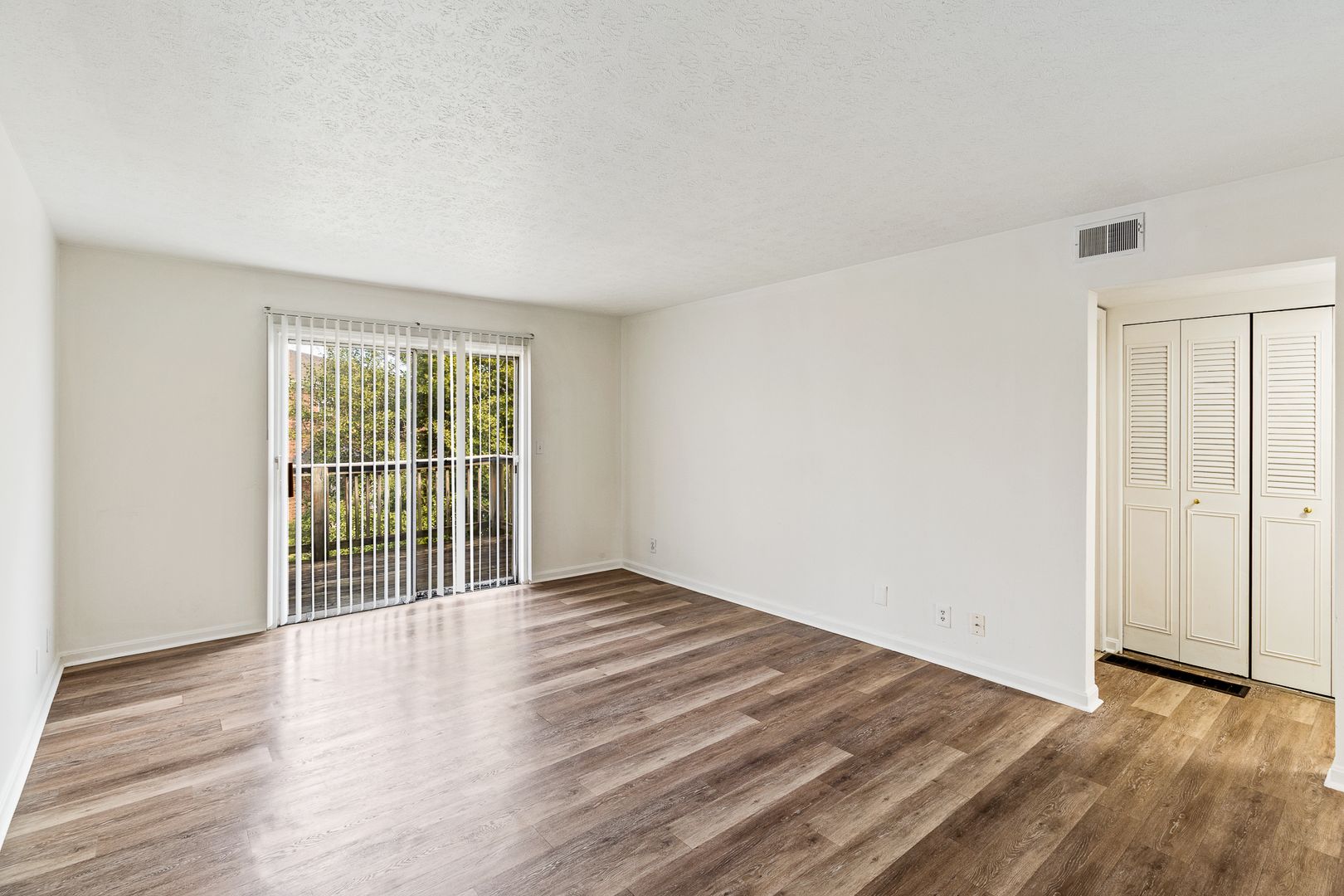 Louisville Apartment: 4203 Foreman Ln