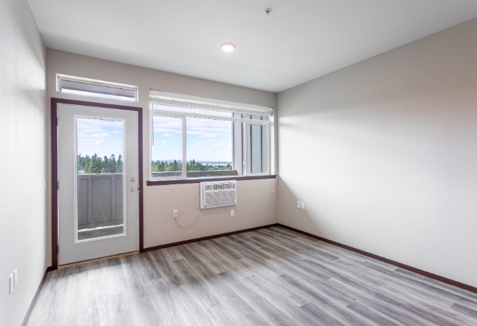Spokane Valley Apartment: 1301 S. Carnahan Road