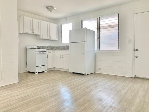 1 bedroom in Kalihi – photo 1