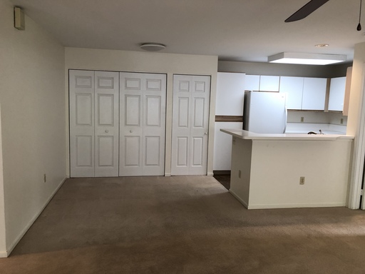 Dog Friendly 2 bedroom 2 bath unit in Mililani! Price Drop!