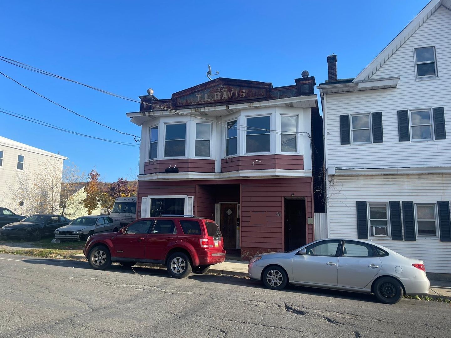212 W Ridge Street 