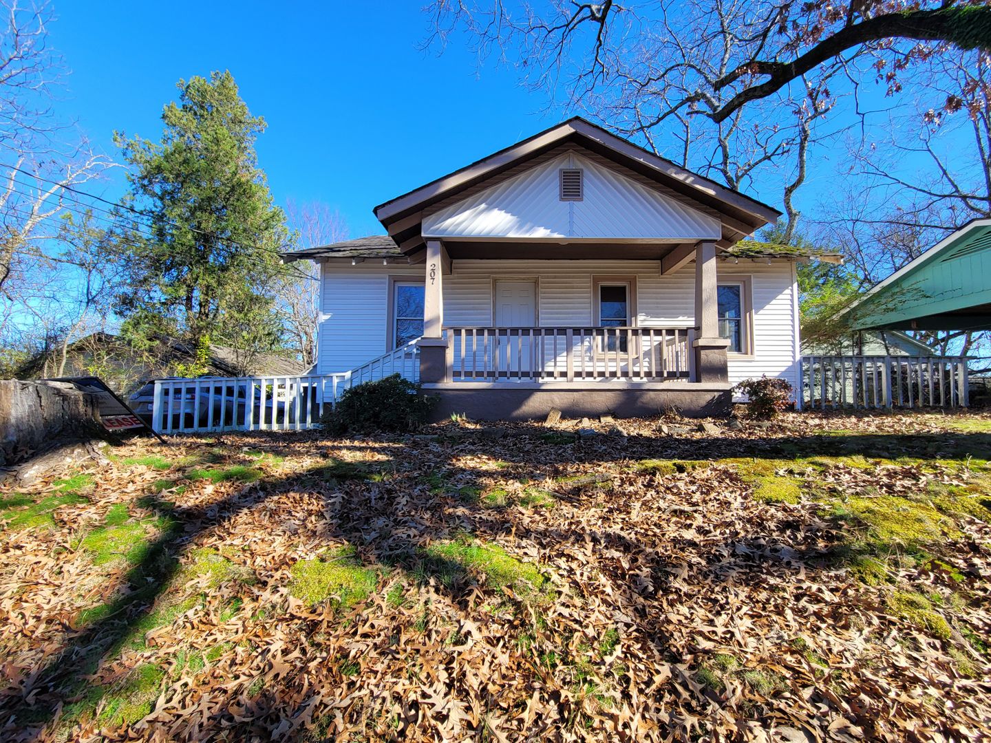 Hot Springs House: 207 Afton St