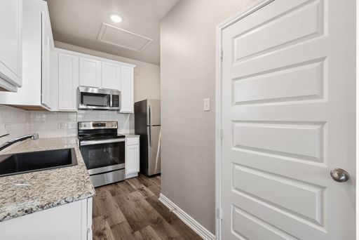 Listing photo thumbnail