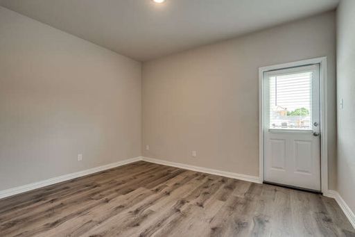 Listing photo thumbnail
