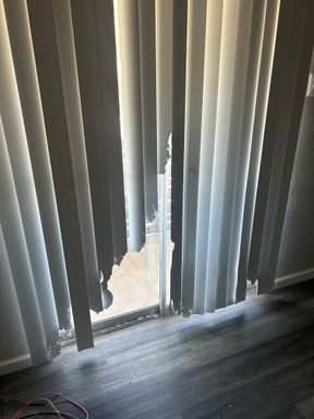 Listing photo thumbnail