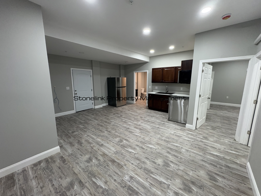 Fully Renovated Luxury Two Bedroom Apartment For Rent in Central Falls!