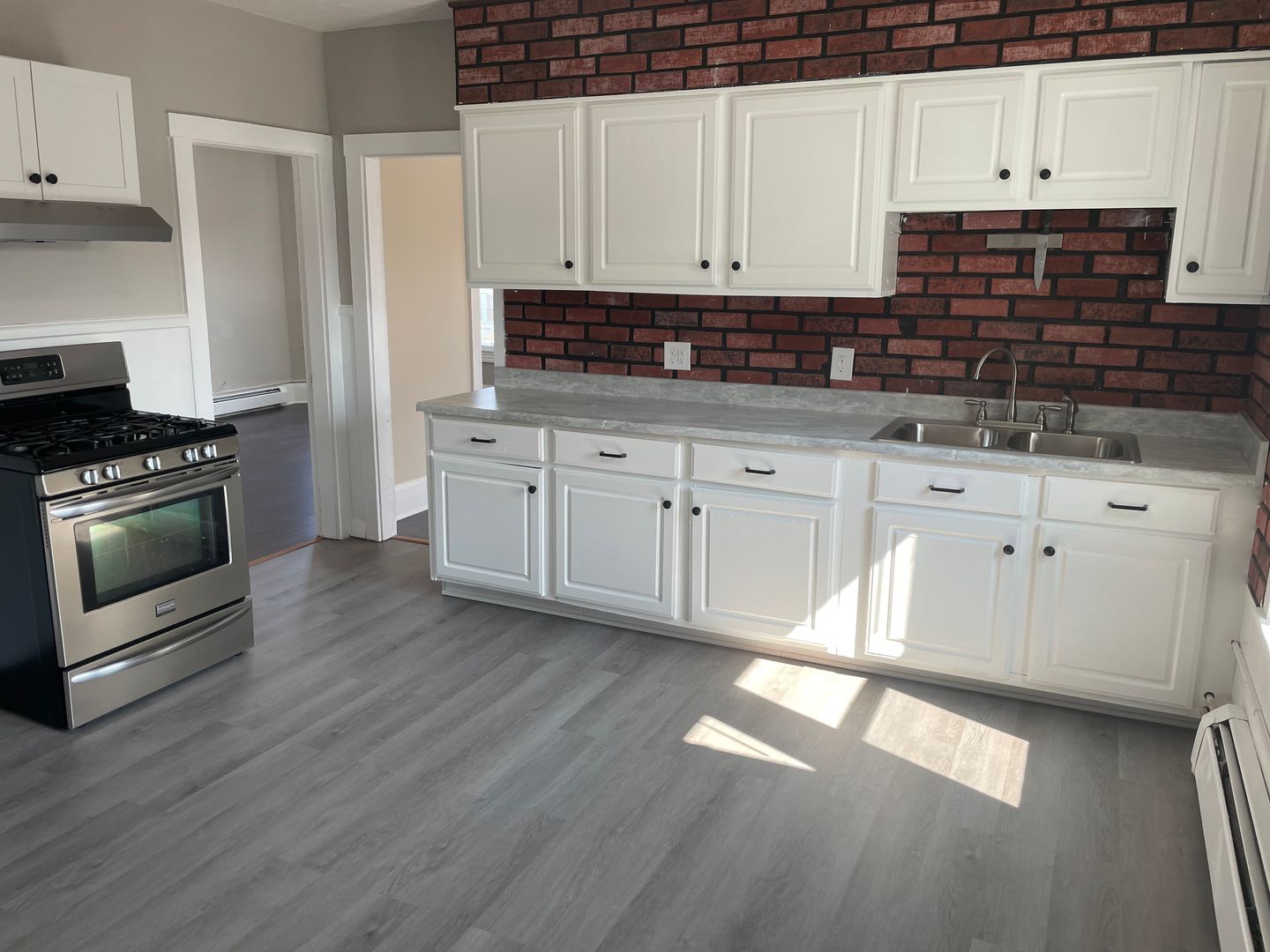 Lincoln Apartment: 4 Church Street